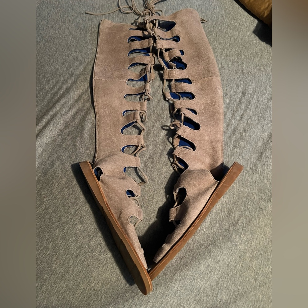 Jeffrey Campbell X Free People Rae Gladiator Knee High Lace Up Boho Sandal - Picture 4 of 9